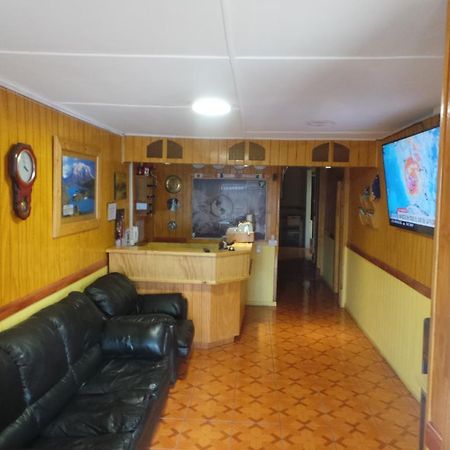 Hostal South Wind I Puerto Natales Exterior foto